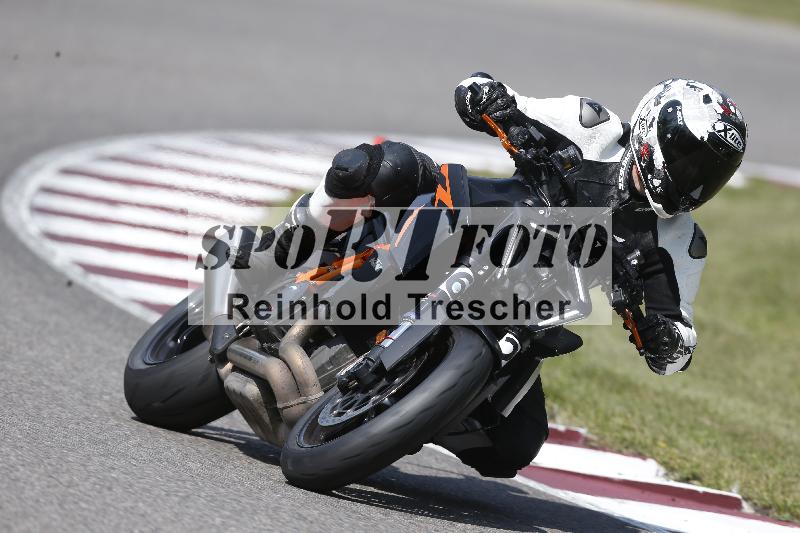 /Archiv-2025/49 26.08.2025 Cornu Master School ADR/blau-bleu/62